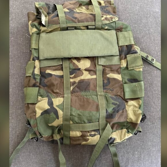 US Military Woodland Camouflage Alice Assault Pack — Medium (No Frame) - Picture 2 of 7